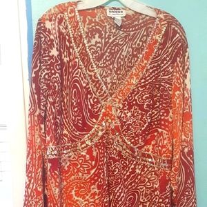 Red and gold lightweight low-cut  top 2X